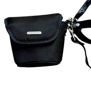 Canon Black Nylon Camera Case with Adjustable Shoulder Strap